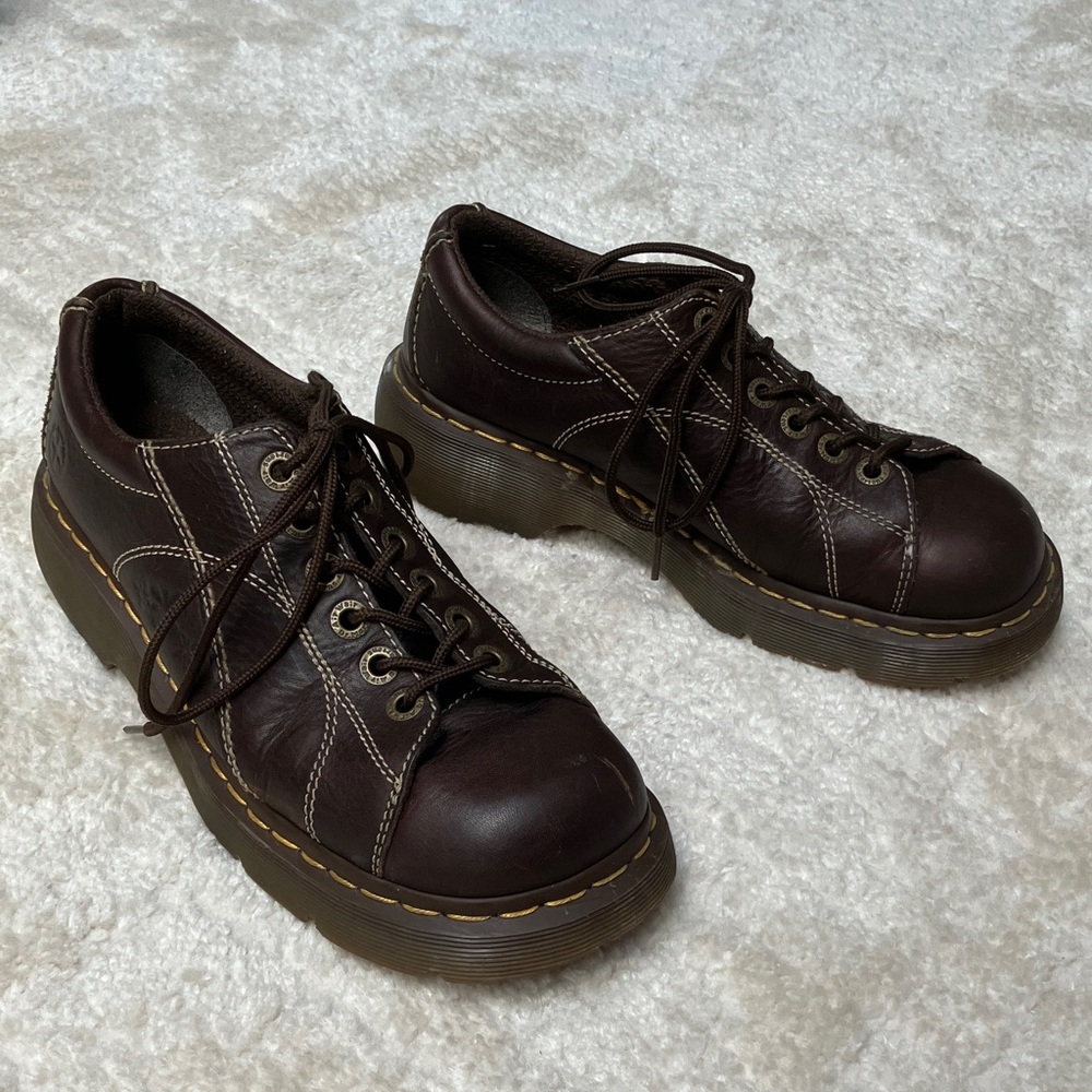Vintage Dr.Martens brown leather shoes